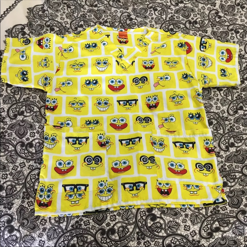 ~SOLD~ Spongebob Scrub Top